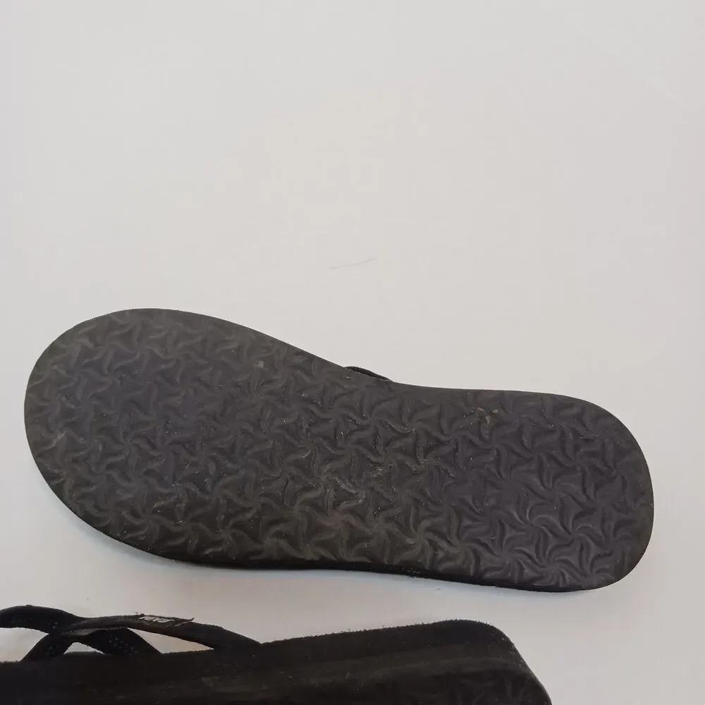 Women's Teva Olawahu Flip-Flops Size 8